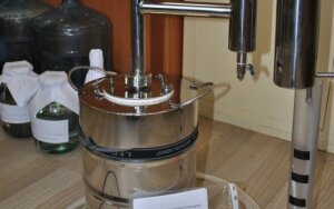Литовцы массово везут самогонные аппараты из Беларуси