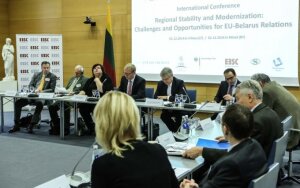 Минский форум: Беларусь - в центре конфронтации между Россией и Западом