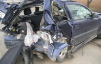 Girto vairuotojo nuotykiai su visureigiu: iš „Opel“ liko metalo krūva