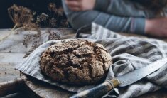 Naminė duona – raugo, maišinio ir tešlos receptas