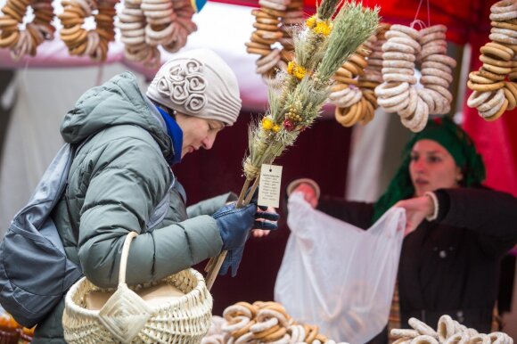 Vilnius streets buzzing with Lithuanians and tourists visiting St Casimir’s Fair