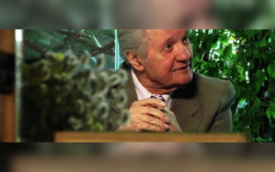 Mirė gamtininkas R. Kazlauskas