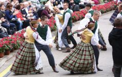   Opening of the song in the valley of the song in Kaunas 