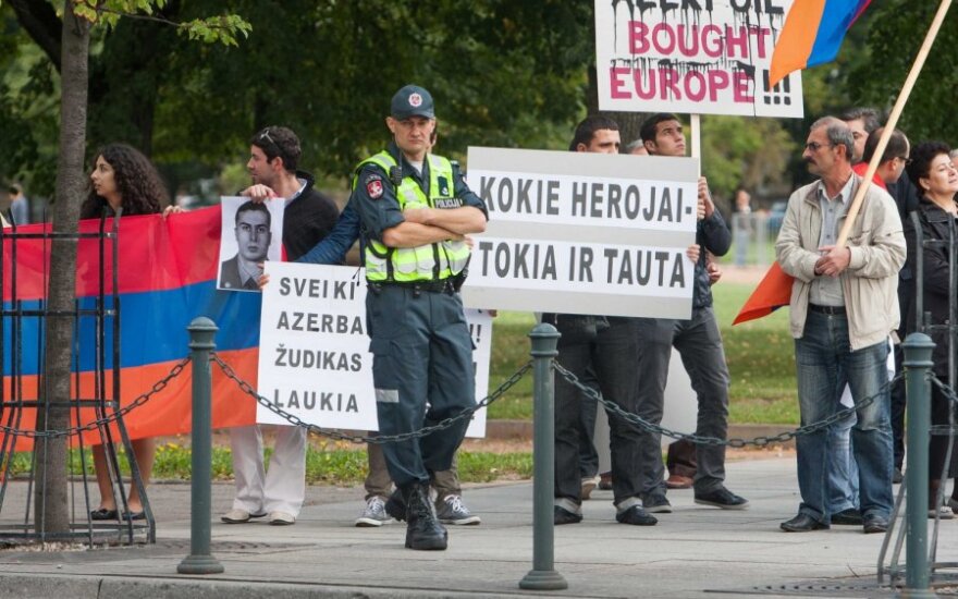 Литовские армяне призывали осудить освобождение Сафарова