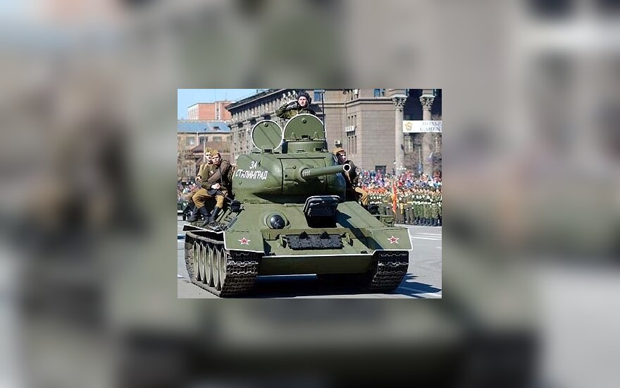 Tankas T-34 kariniame parade Maskvoje