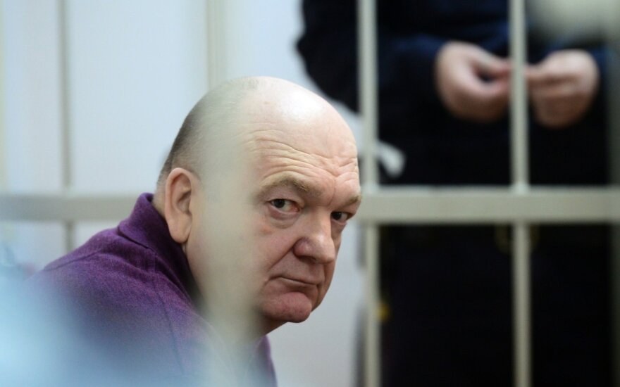 Бывший главный тюремщик России получил восемь лет колонии
