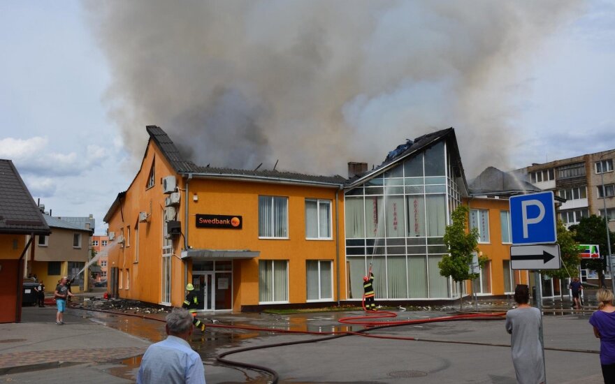 Большой пожар в Лаздияй нанес предпринимателям огромный ущерб