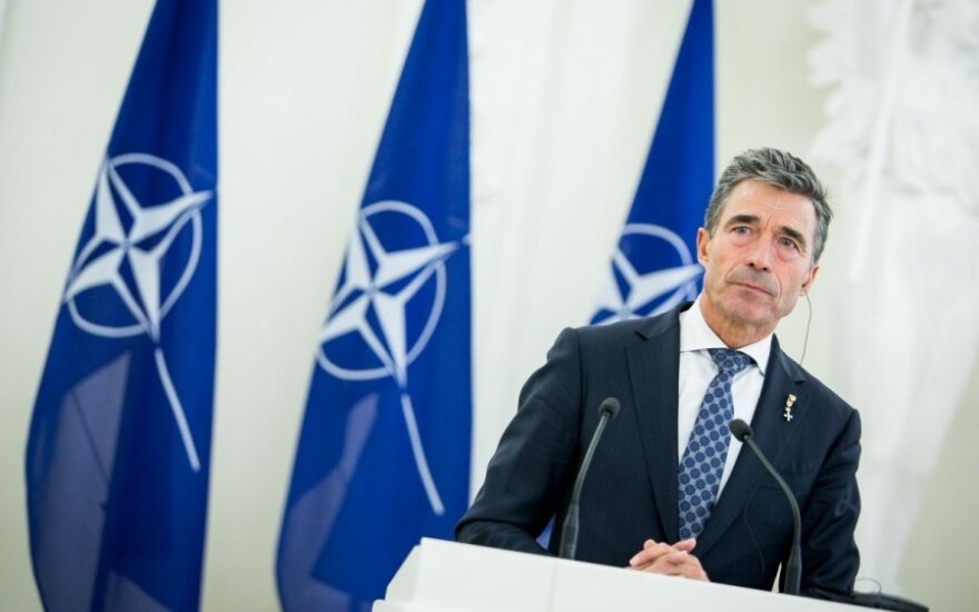 НАТО: Россия может ввести в Украину войска под видом миротворцев