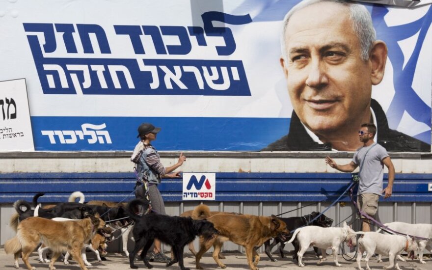 Benjamino Netanyahu rinkimų plakatas