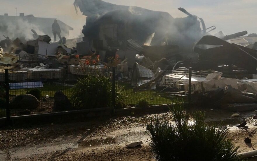 Мощный взрыв в Шяуляй сровнял дом с землей: сообщается о пострадавших