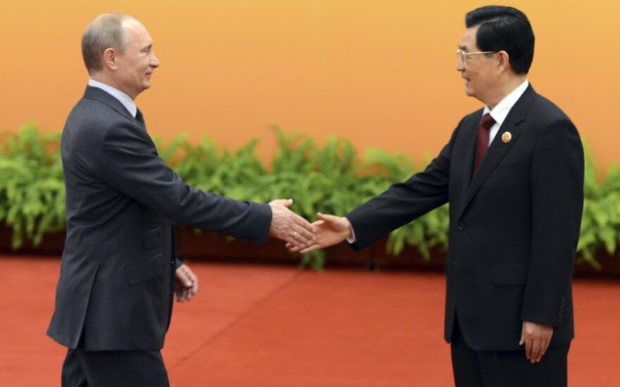 Rusijos ir Kinijos prezidentai Vladimiras Putinas ir Hu Jintao 