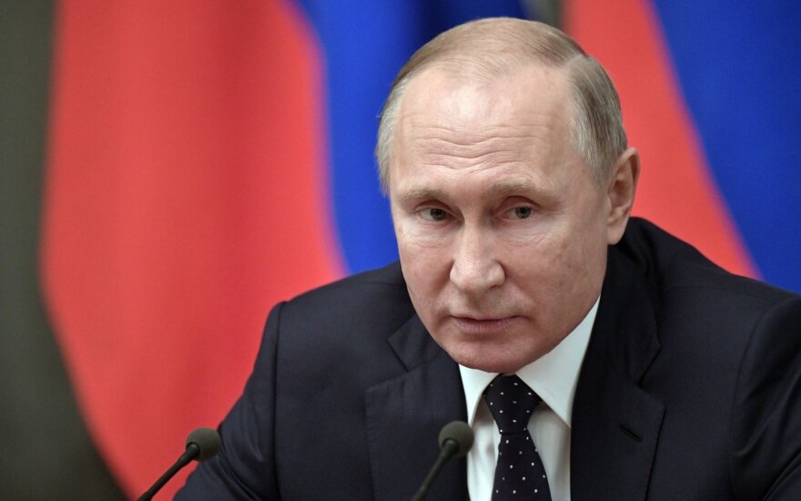 Putinas stebėjo naujo ultragarsinio ginklo bandymą
