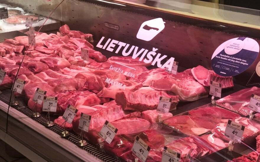 Торговля мясом в Maxima была остановлена из-за загрязнений в продукции Biovela