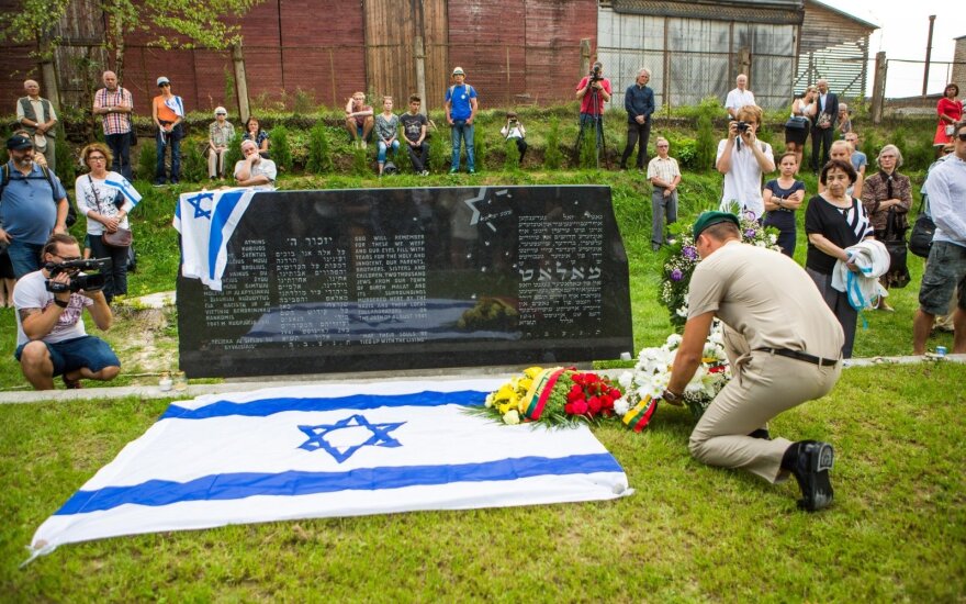 После Марша памяти жертв Холокоста – обращение к Литве