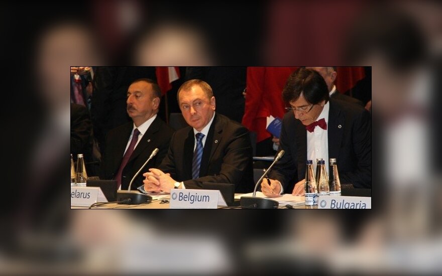 Глава МИД Беларуси призвал устранить формальности при пересечении границы с ЕС