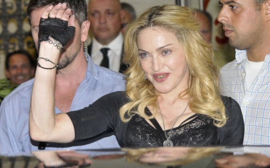 Мадонна высказалась против операции США в Сирии