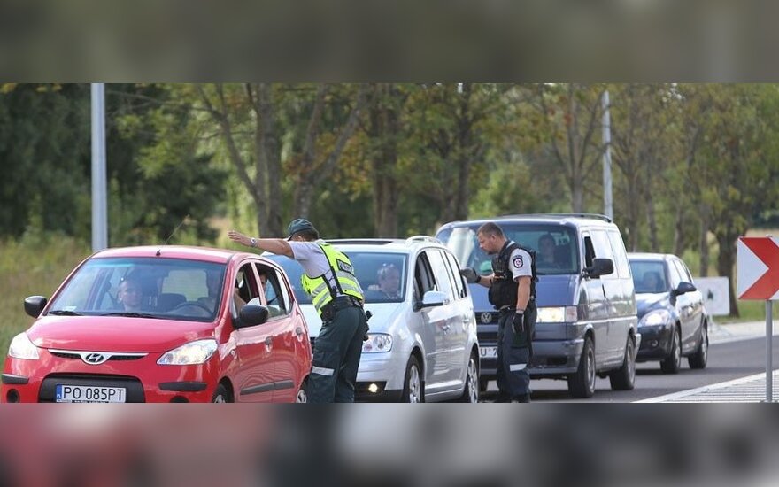 Пограничники задержали гражданина Польши на машине с чужими номерами