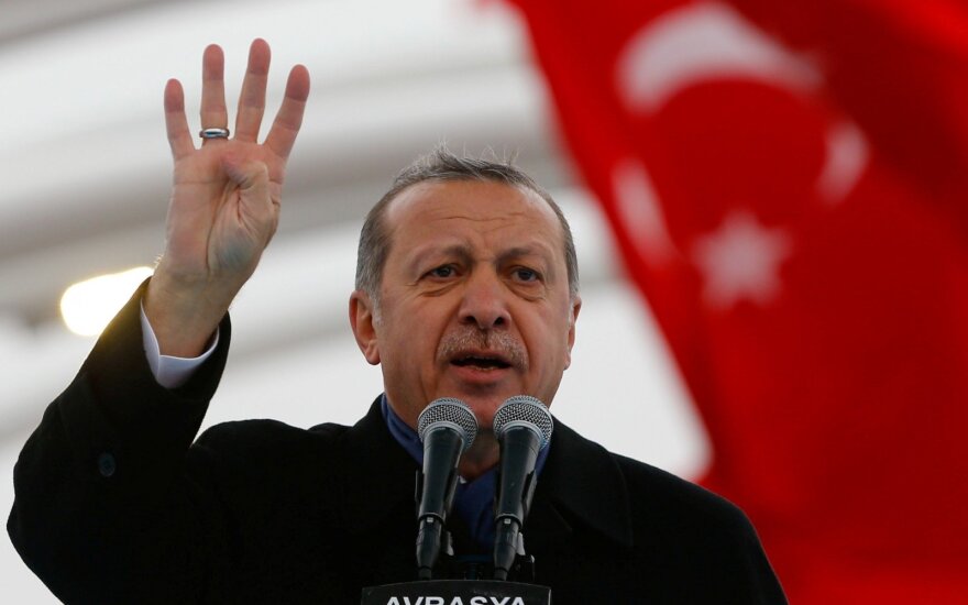 Эрдоган: у Турции есть доказательства того, что США связаны с "ИГ"