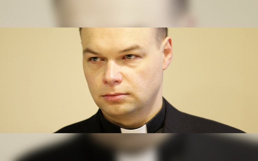 Архиепископ Грушас: Шалашявичюс покидает пост священнослужителя