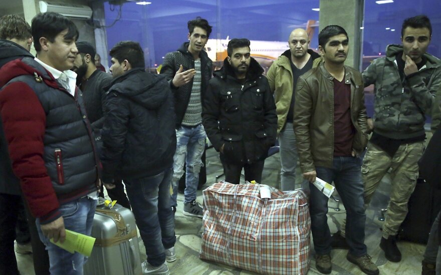 55 000 мигрантов добровольно вернулись из Германии на родину