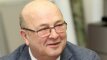Visvaldas Matijošaitis savo tikrąjį vardą sužinojo tik pirmoje klasėje