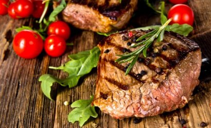 Maisto ekspertės papasakojo, kokie prieskoniai labiausiai tinka mėsai ir ką galima patiems užsiauginti namuose
