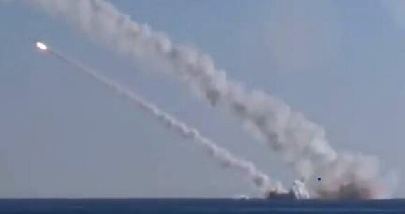 Россия впервые нанесла удар по ИГ с подлодки из Средиземного моря