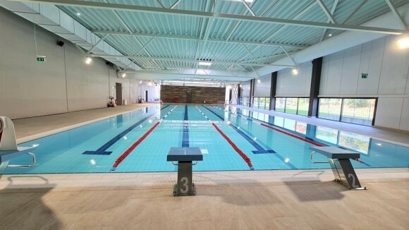 Long-awaited modern swimming pool opens in Širvintos