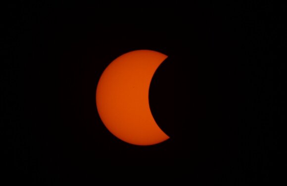 Get ready for an impressive solar eclipse, part of which will also be visible in Lithuania: a 