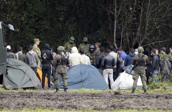 Migrants between the Belarusian and Polish borders