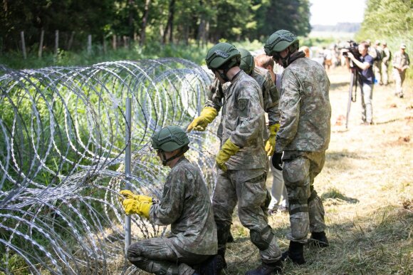 Kasčiūnas received a practical question from migrants: could he take him to Germany?