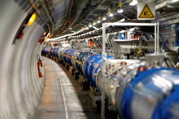 Didysis hadronų priešpriešinių srautų greitintuvas 