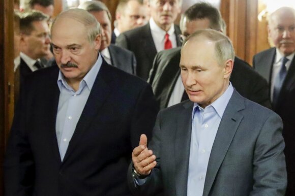 Nepavydėtina Lukašenkos padėtis: kodėl jo pasakomis nebetiki nei baltarusiai, nei Maskva