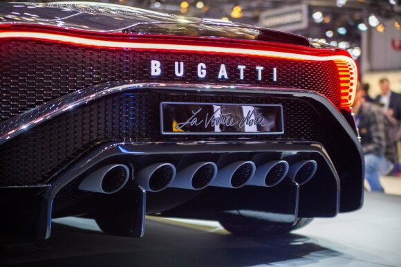 „Bugatti“ pristatė brangiausią kada nors pagamintą automobilį – "La Voiture Noire"
