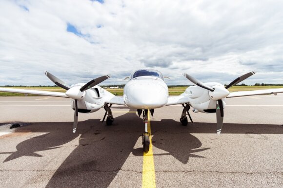 Lithuanians love luxury and choose private flights - only slightly more expensive than Uber