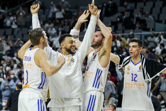 Madrido "Real" (Fabian Causer, Williams-Goss, Rudy Fernandez, Carlos Alocen Arrondo