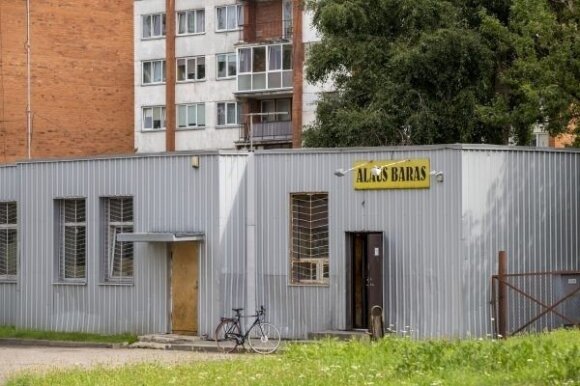 Iš viso Panevėžyje veikia net 56 alaus barai. Didžiausia bausmė jiems – darbo laiko sutrumpinimas. V. Bulaičio nuotr.