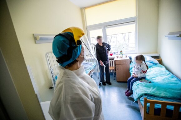 When a patient is diagnosed with COVID-19, hospitalization at Panevėžys Hospital is stopped