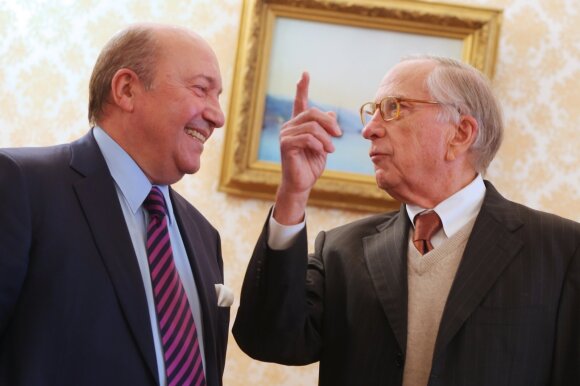 Igor Ivanov (left), Sam Nunn