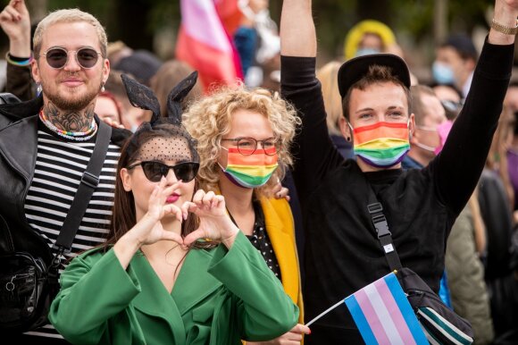 Istorinėse „Kaunas Pride“ eitynėse – ir politikai, ir žinomi pramogų verslo veidai