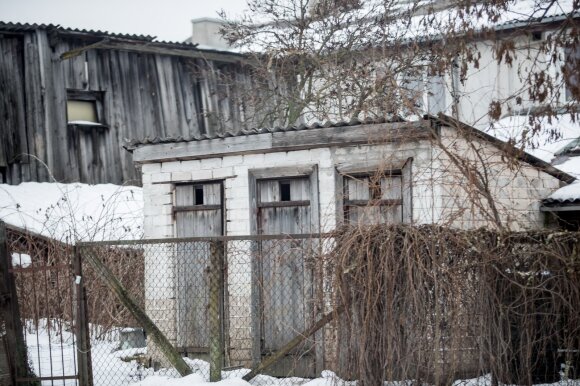 Hundreds still use open-air toilets - not easy for residents, but no money