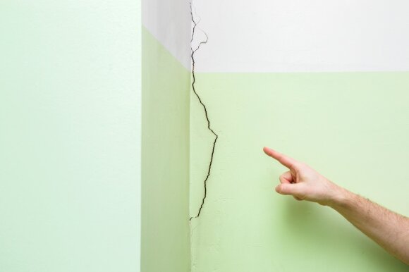 Cracked wall