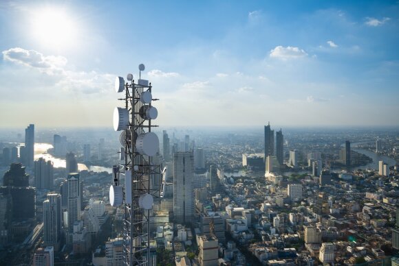 There is already a 5G connection in big cities, that's what my mayors think: they have a message for residents