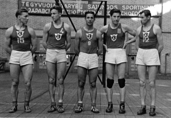 Lithuanian players in 1947 - Kazimieras Petkevičius (15), Stepas Butautas (4), Justinas Lagunavičius (9), Vincas Sercevičius (11), Vytautas Kulakauskas (12). Photo courtesy of the Kaunas library.