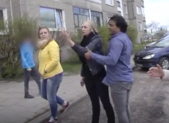 Nuomos konfliktas pasiekė piką: atvykus pakeisti spyną, į darbą paleido kumščius