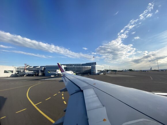 Lack of patience: After flying back to Vilnius, the NVSC queue gets congested for hours, just like in the Soviet era with bananas.