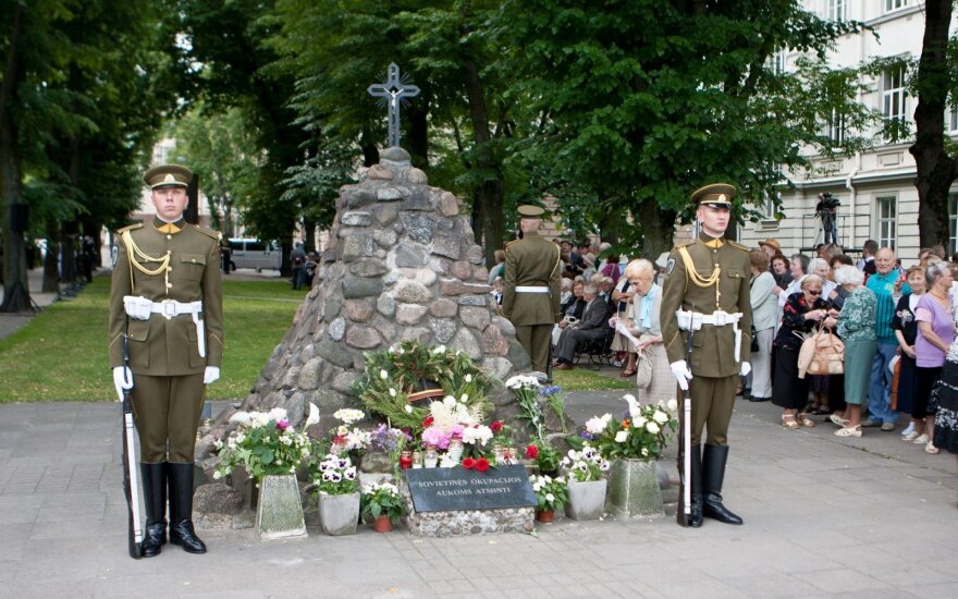 Lithuania remembers Soviet deportations on Day of Mourning and Hope