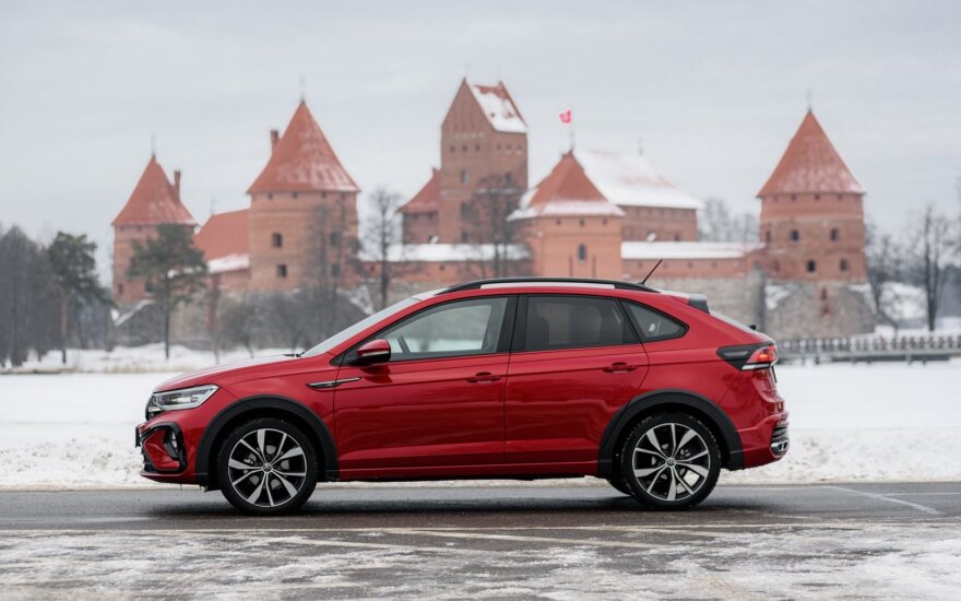 „Volkswagen“ į Lietuvą atsivežė naujausią šeimos narį – išskirtinės išvaizdos visureigį „Taigo“