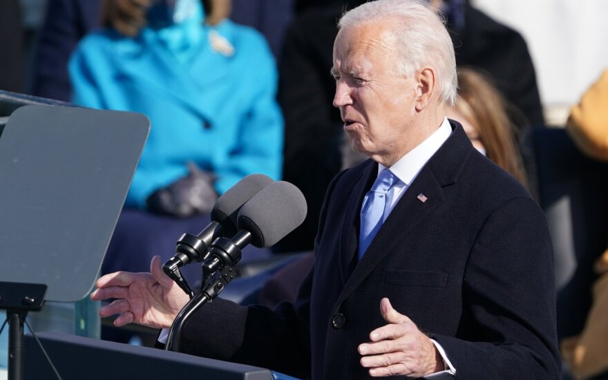 J. Bideno administracija persvarstys susitarimą su Talibanu dėl JAV pajėgų išvedimo