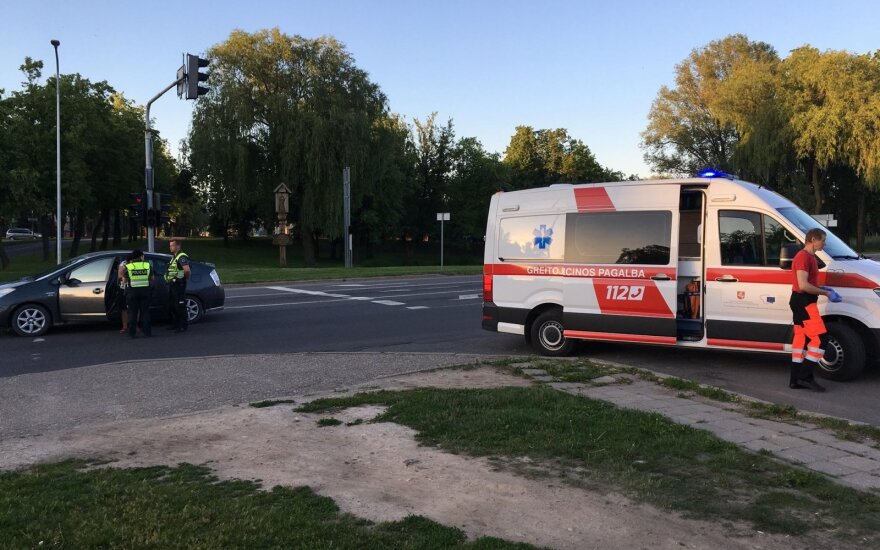 Kėdainiuose per avariją sužalota perėja ėjusi moteris